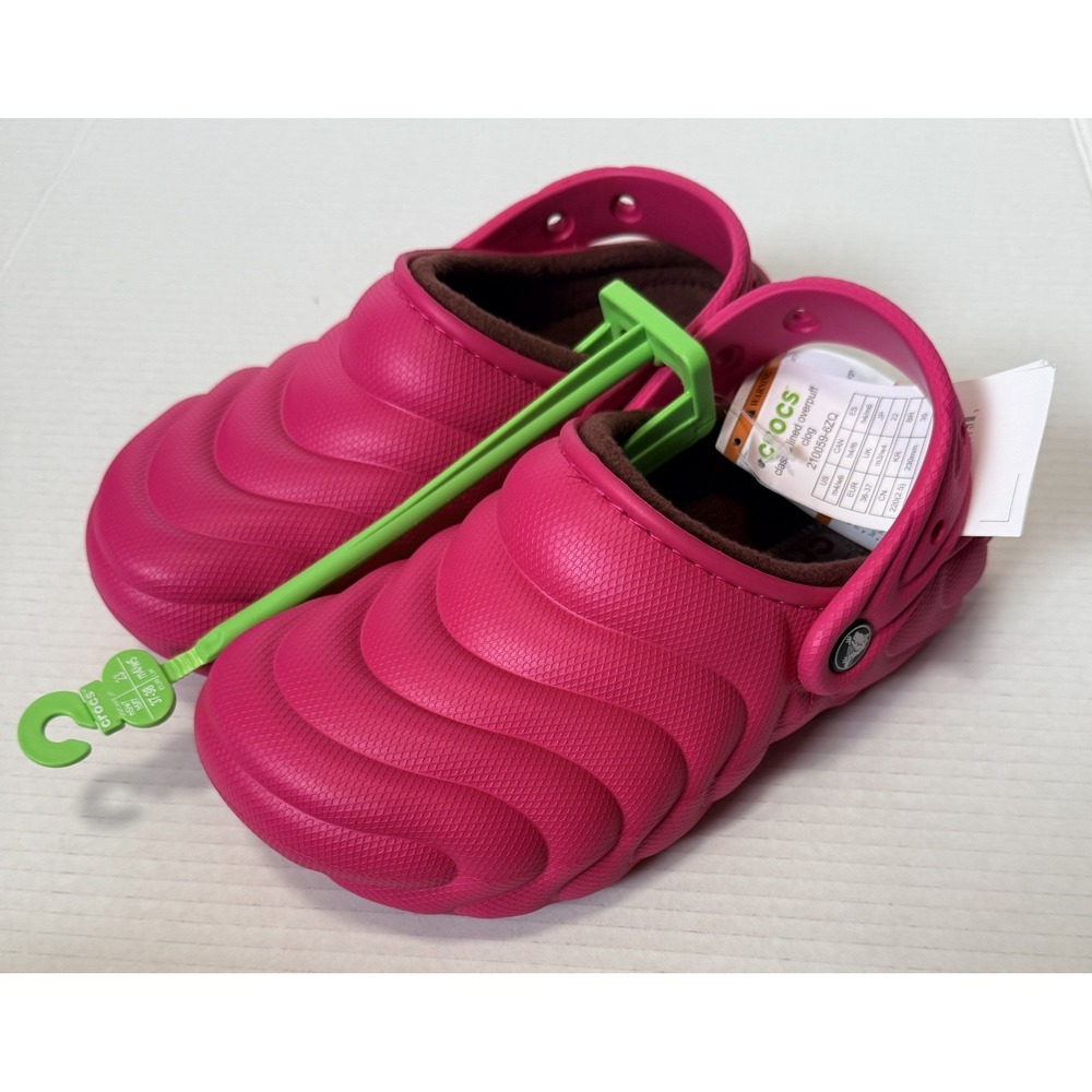 CROCS - Classic Lined Overpuff Clogs - Dragon Fruit Pink Shoes - Womens 6 Mens 4